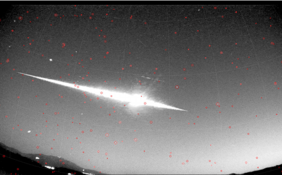 IZNAD HRVATSKE IZGORIO SJAJNI METEOR: ‘Ne pripada niti jednom poznatom meteorskom roju’