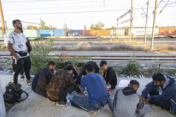 Migrantski val ponovno jača: Zašto upravo muškarci najčešće traže azil?