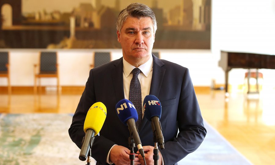 NOVI SUKOB Banožić umirovio zapovjednika Počasno-zaštitne bojne, stigla žestoka reakcija Milanovića: Vlada je izvršila grubi nasrtaj na funkcioniranje sustava Oružanih snaga, to neću dopustiti!