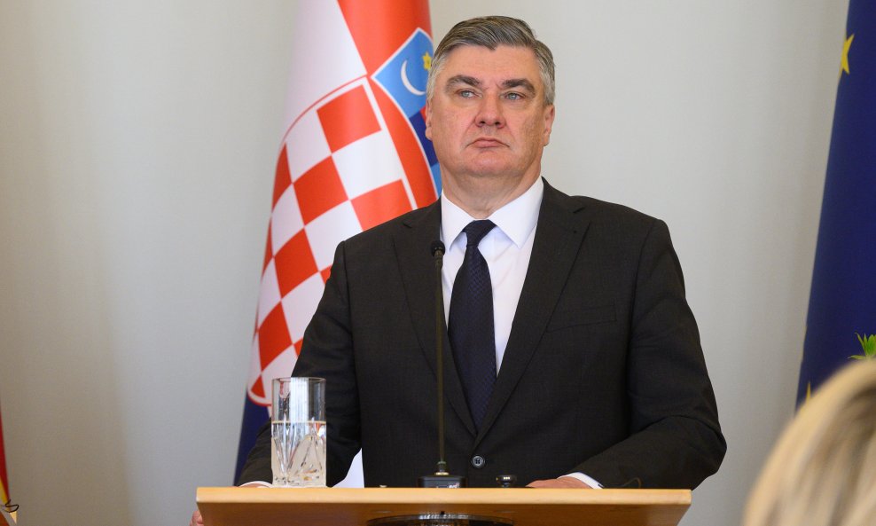 Milanović čestitao Uskrs: 'Hrvatski ljudi žele miran i siguran život'