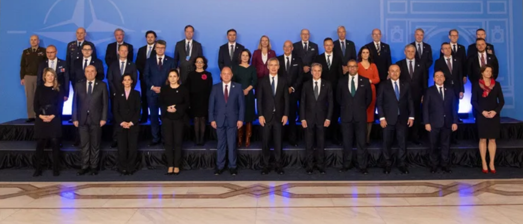NATO-ovi ministri vanjskih poslova razmatraju pridruživanje Ukrajine: Potezi za podršku i usklađivanje s Savezom