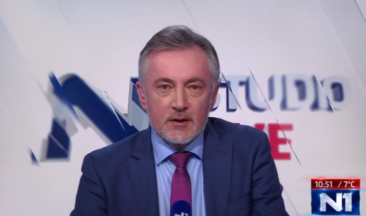ŠKORO otkazao gostovanje na N1 zbog PRIMITIVNIH I HUŠKAČKIH objava novinara: Pogledajte ih!
