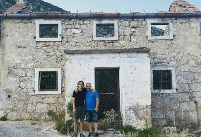 Modriću osvanula čudna poruka na njegovoj kući koju su Srbi razrušili