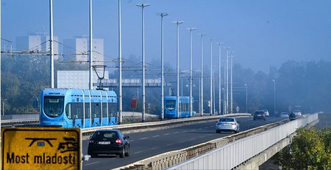 U tramvaju u Zagrebu pronašli tijelo muškarca, vidljivi su tragovi nasilja