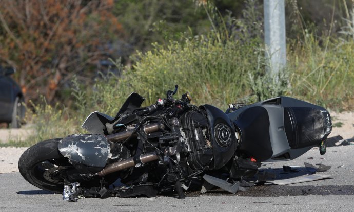 Motociklist kod Tužnog sletio s ceste i poginuo