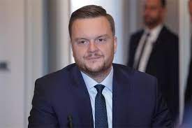 Pročešljali smo novi državni proračun: Vojska, policija, političari, umirovljenici i učitelji trljaju ruke, medicinari najveći gubitnici