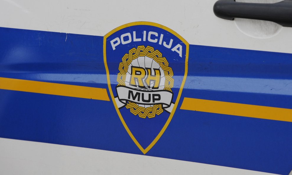 PODIGNUTA PRIJAVA Policajki iz afere 'Nakaze' ponudili novac za pravnu borbu, ona ga odbila: 'Ima potrebitijih'