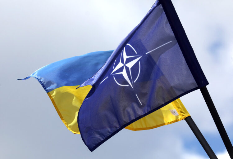 NATO raspravlja o podršci za Ukrajinu i izdvajanju za obranu