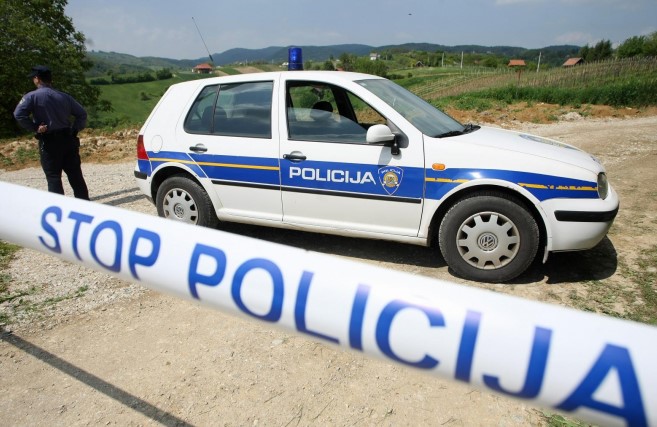 STRAVIČNA NESREĆA KOD KOPRIVNICE: Nakon sudara poginula djevojka, mladić se u bolnici bori za život