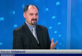 VIDAKOVIĆ: “Zar nije tragedija da dva profesora Ekonomskog fakulteta ne mogu smisliti ništa bolje od zamrzavanja cijena?”