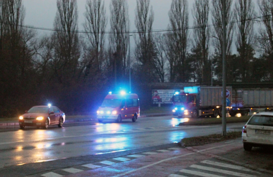 STIGLA JE POMOĆ Njemački vatrogasci došli u konvoju od čak 23 vozila