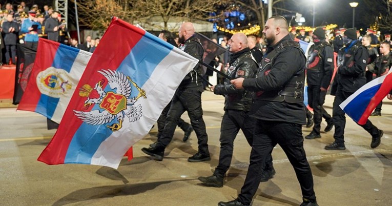 Putinovi Noćni vukovi marširali nadomak Hrvatske: Izvadili su zastave i krenuli