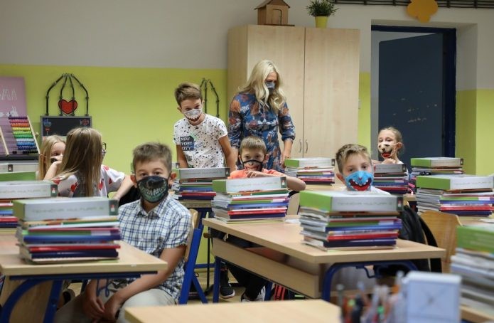 Još se ne zna kako će izgledati nova školska godina: Hoće li cijepljenje učitelja biti obvezno?