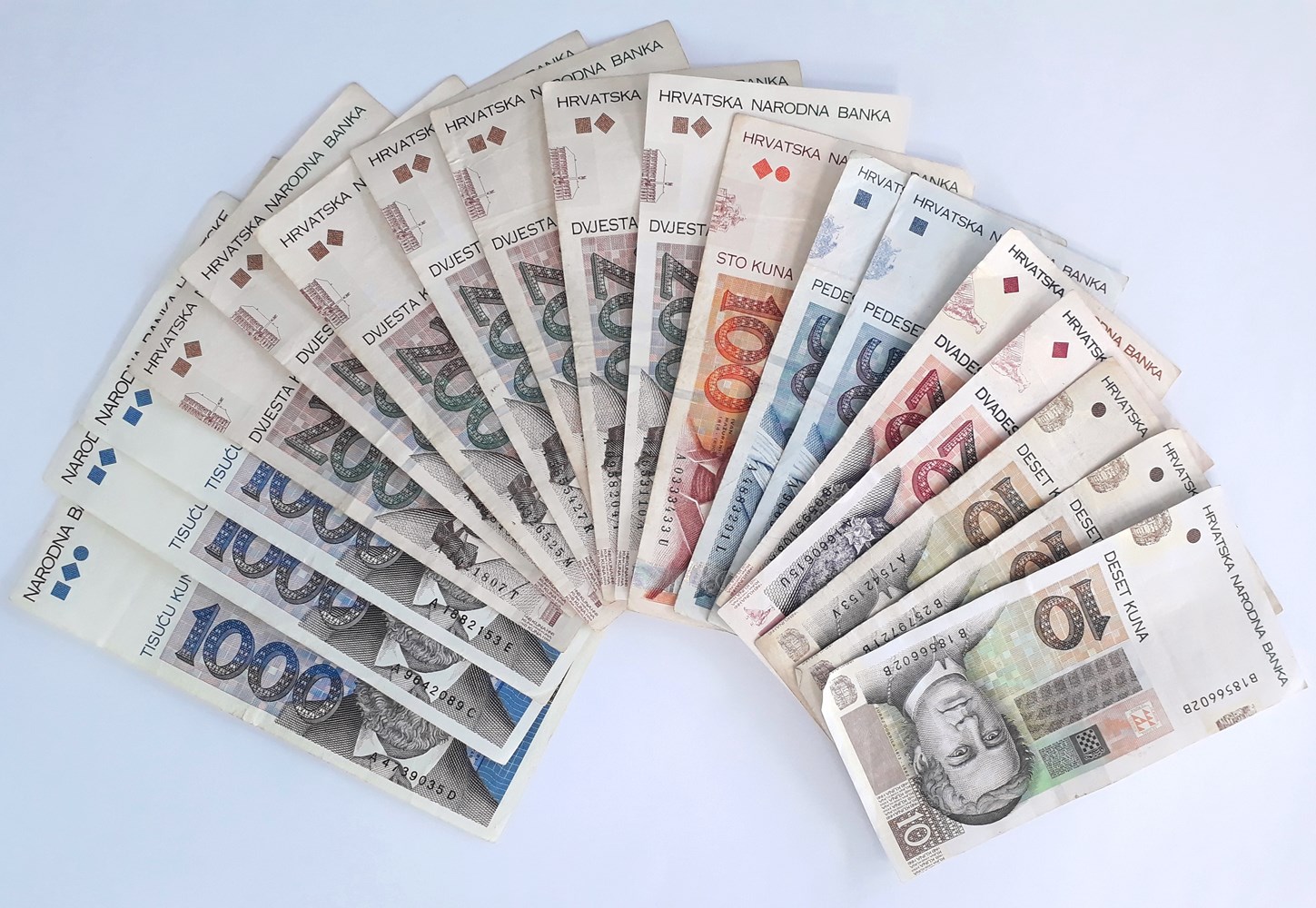 ZAPOČINJE ISPLATA DIVIDENDE IZ FONDA HRVATSKIH BRANITELJA: Ove godine dobit će manje novaca nego lani!