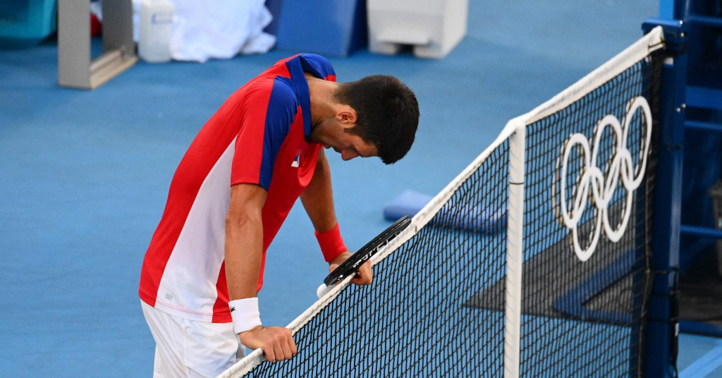 ‘NOVAK ĐOKOVIĆ JE IZNEVJERIO SRBIJU! RAZBIJAO JE REKETE, PRIGOVARAO... SRAMOTNE LUDORIJE NAVODNOG PRVAKA‘