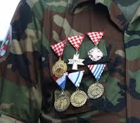 ISTRAŽILI SMO Po kojim se cijenama u hrvatskim oglasnicima prodaju državna odlikovanja i dijelovi vojne opreme iz Domovinskog rata