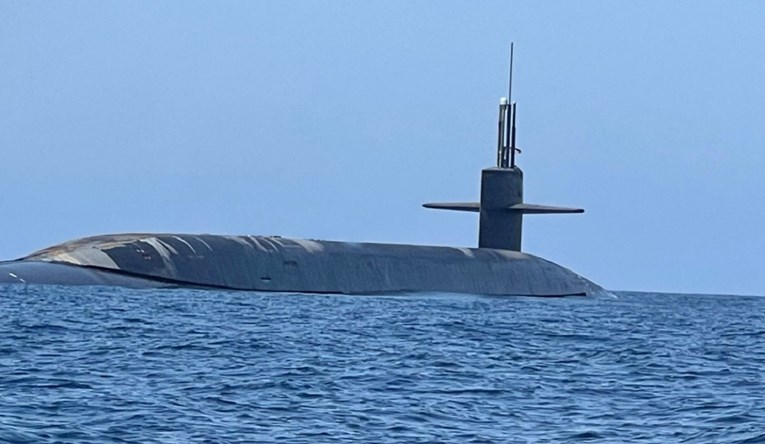 Zastrašujuće američko oružje snimljeno u Arapskom moru. Analitičar: Ovo je poruka