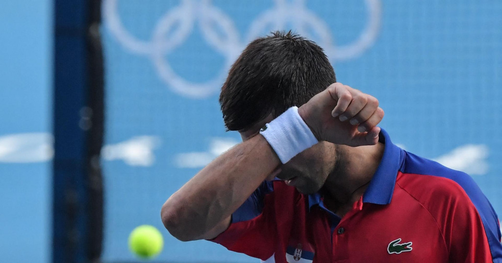 TOTALNI SLOM ĐOKOVIĆA! Prvi tenisać svijeta ostao bez medalje na Olimpijskim igrama