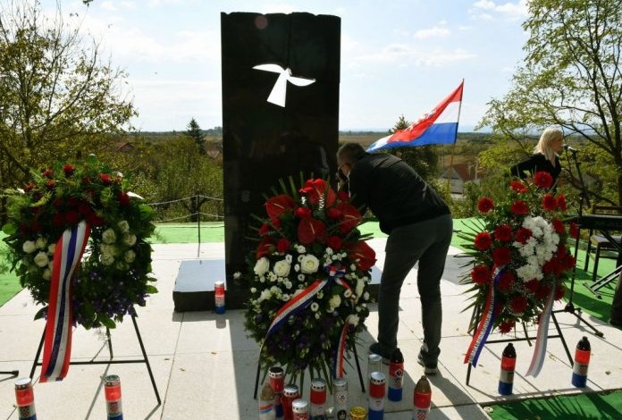 17. kolovoza 1991. Okučani – JNA okupirala mjesto i otvorila koncentracijski logor za Hrvate