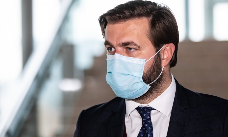 Ćorić o traženju prosvjednika da ministiri do kraja godine imaju plaću četiri tisuće kuna: 'Za tim nema potrebe, to je populizam'