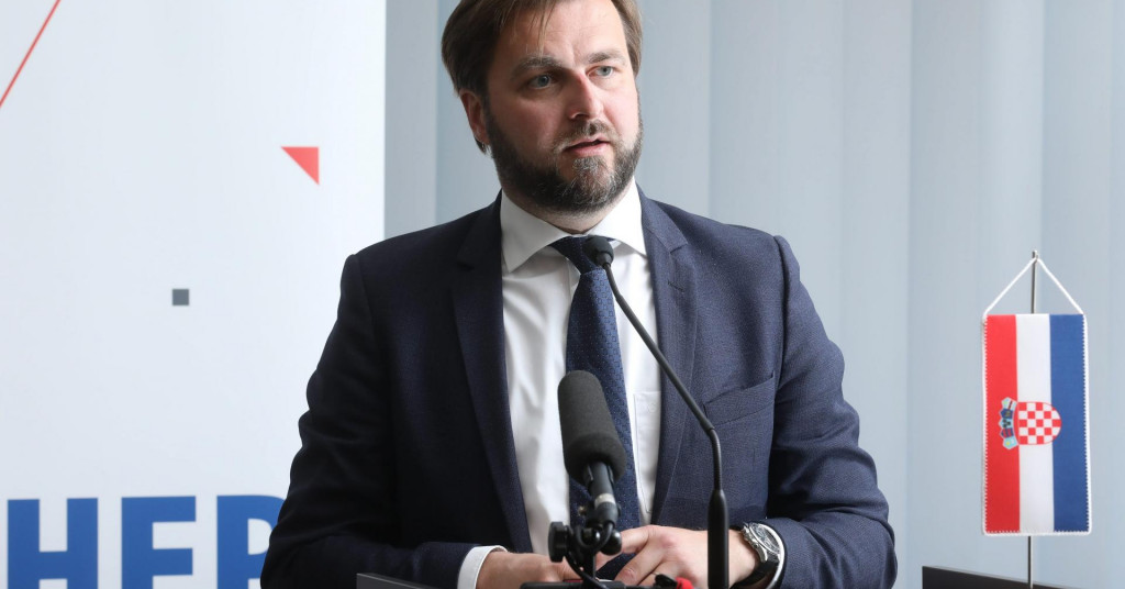 Ćorić o zahtjevu za otvaranjem ekonomije od 15.5.: ‘To je još jedna Bujasova budalaština‘