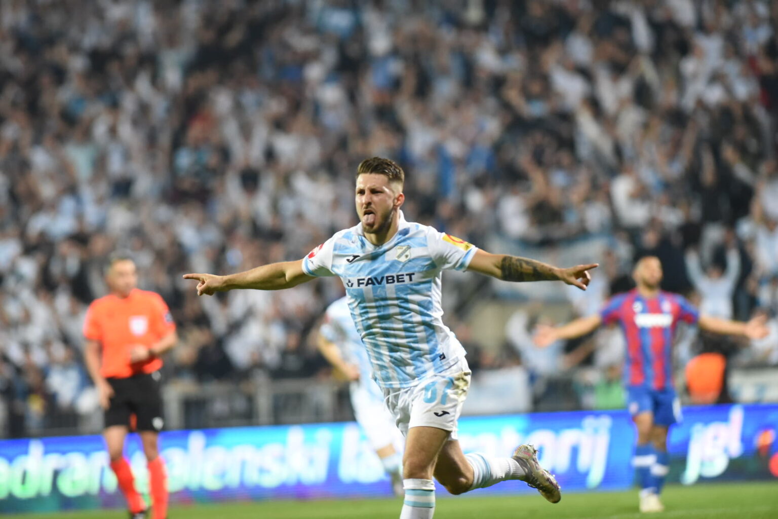 JADRANSKI DERBI Nova velika pobjeda lidera prvenstva! Pašalić srušio Hajduk, Perišić debitirao u HNL-u