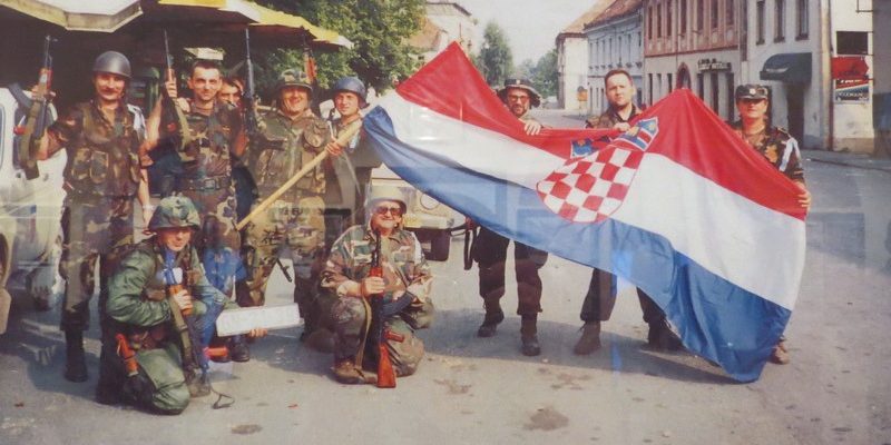 Petrinja hrvatski diše, na današnji dan prije 27 godina oslobođen je naš voljeni grad