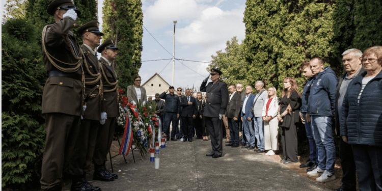 34 godine tuge i ponosa: Obilježena obljetnica stradanja civila i branitelja u Petrovcima