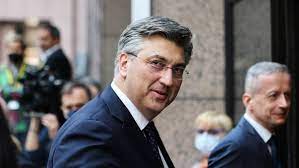 PAD JEDNOG NARODA!   Zemlja se rasprodaje, domicilno stanovništvo nestaje, a Plenković mirno promatra!