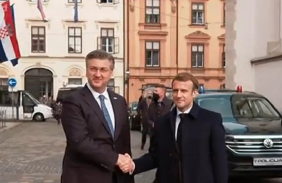 MACRON STIGAO U BANSKE DVORE: U tijeku je sastanak s Plenkovićem, uskoro potpis ugovora za kupnju borbenih aviona Rafale