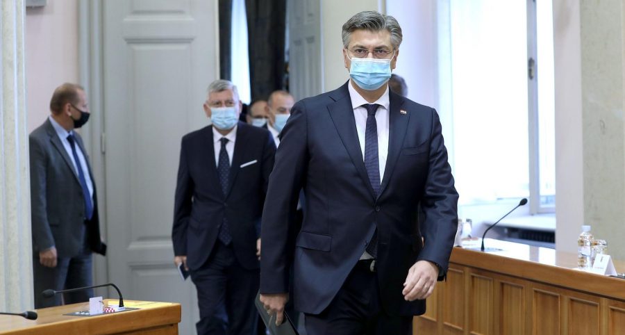 Plenković: Roditeljske naknade povećat će se sa 5.654 na 7.500 kuna, a minimalna plaća sa 3.400 na 3.750 kuna