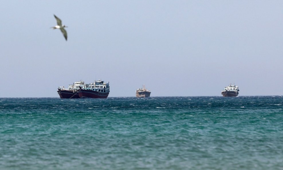 NAFTNA RUTA: Iran u Hormuškom tjesnacu postavio desetak mina