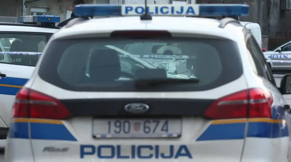 Drama u Sisku: Mladić ušao u srednju školu i prijeti bombom, unutra je bio i župan Ivo Žinić