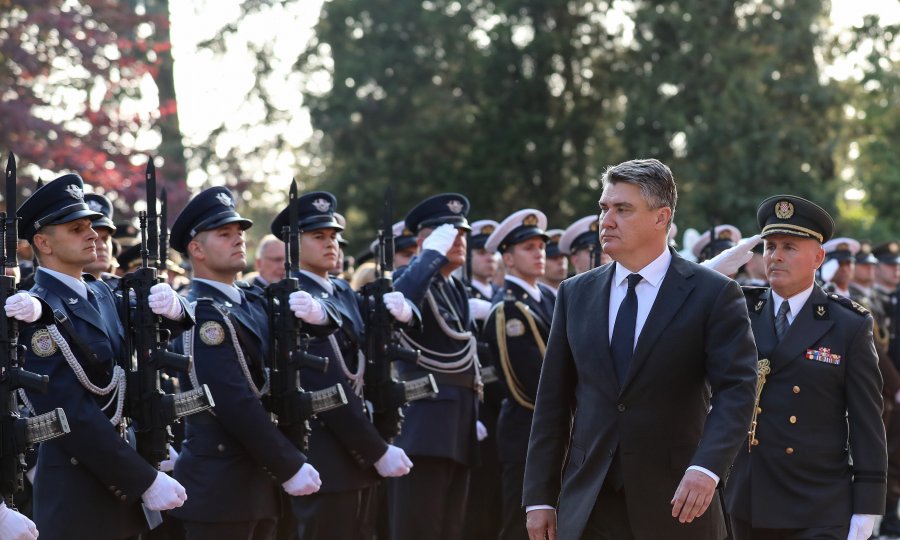 Milanović uz Dan policije: Pomognite ljudima u nevolji, ali čuvajte hrvatsku granicu. Budite lukavi, nikada perfidni