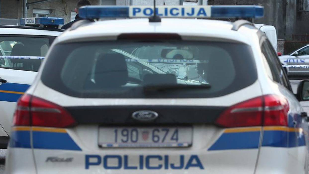 TRAJE OČEVID: Automobilom naletio na dijete koje je hitno prevezeno u bolnicu. Težina ozljeda još nije poznata