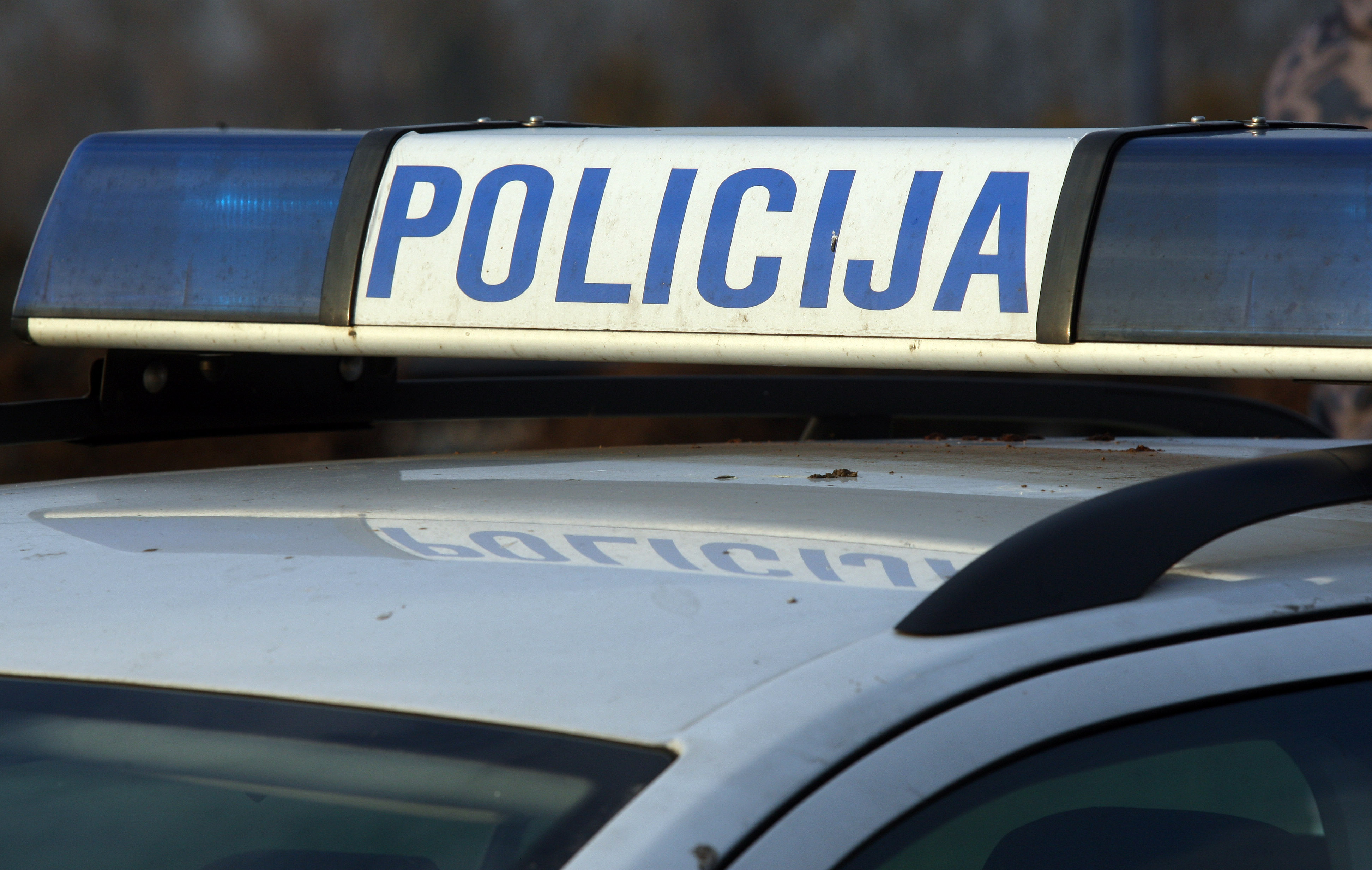 Muškarac u Splitu pao s prvog kata i teže ozlijeđen