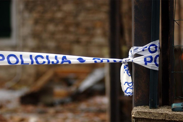 Eksplodirala bomba u reciklažnom dvorištu, ozlijeđen komunalni redar