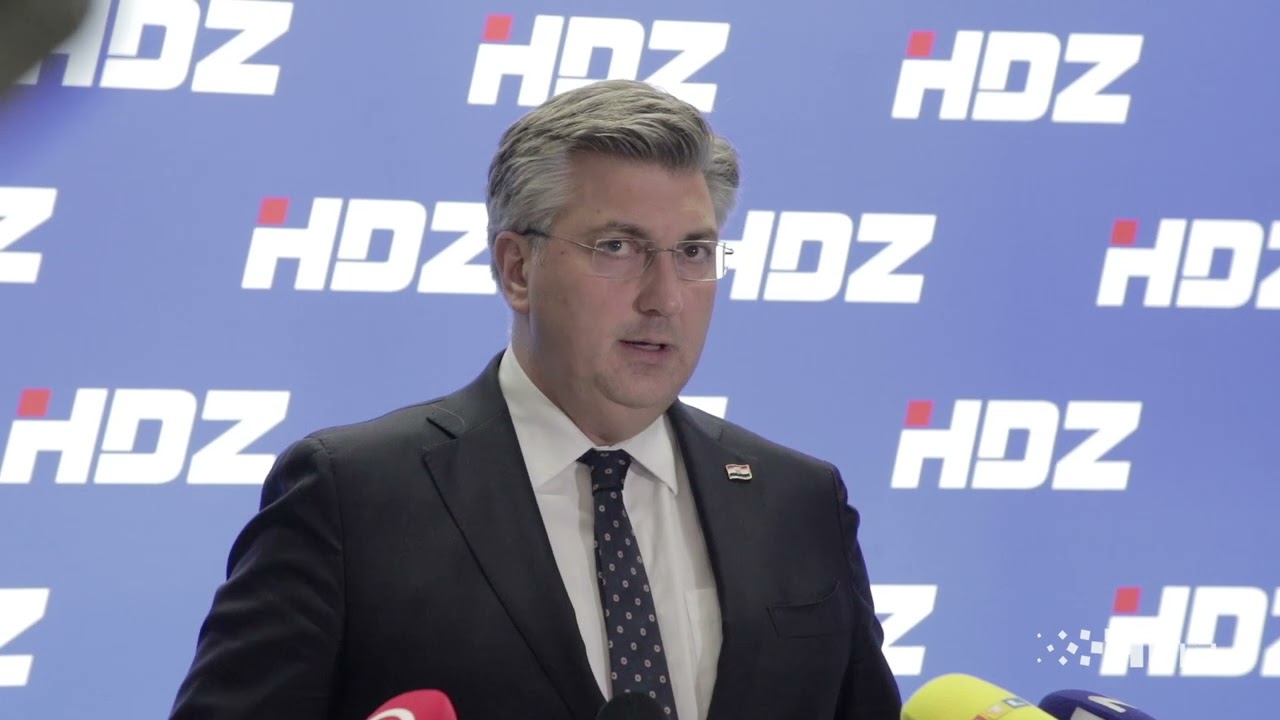 PLENKOVIĆ ODBACIO VEZU S NOVIM SMS PORUKAMA: ‘To je smiješno, a od hrpetina poruka probrane su baš njemu bliske osobe’