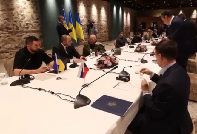 ZAVRŠENI PREGOVORI! RUSIJA ODUSTAJE OD JEDNOG SVOG ZAHTJEVA: Kremlj je spreman pustiti Kijev da se pridruži EU, no pod jednim uvjetom (KRONOLOGIJA - VIDEO)