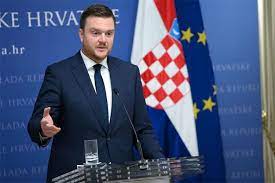 Je li ovo san ili java? Država dere uspješne porezom na 'ekstraprofit', a pazite kakva ekipa je pošteđena