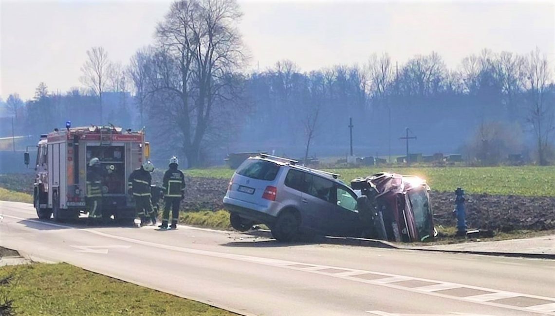 Teška prometna nesreća, čini se kako su oba vozača kriva