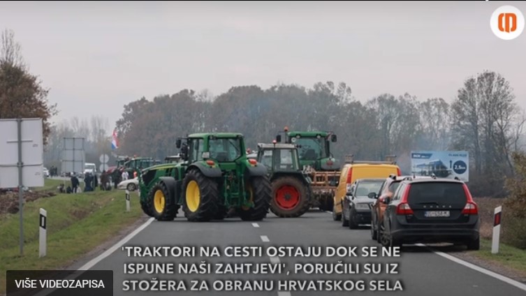 Prosvjednici pokušali traktorima probiti policijsku blokadu: Zaustavila ih je samo jedan stvar