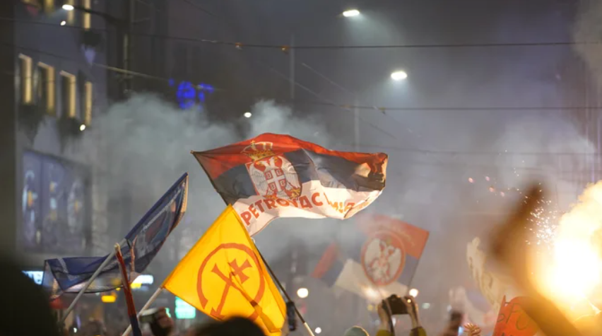 Šešelj za vrijeme protesta udario po svome: ‘Vrijeme je da Mađarska vrati izlaz na Jadran’