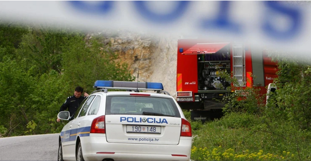 Automobil sletio u provaliju, poginula suvozačica
