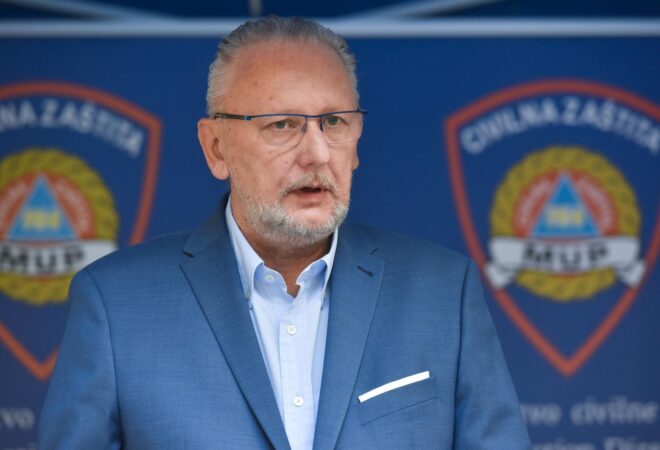 POTPREDSJEDNIK VLADE I MINISTAR UNUTARNJIH POSLOVA IMA KORONU: Iz Vlade izvijestili da Božinović ima blage simptome