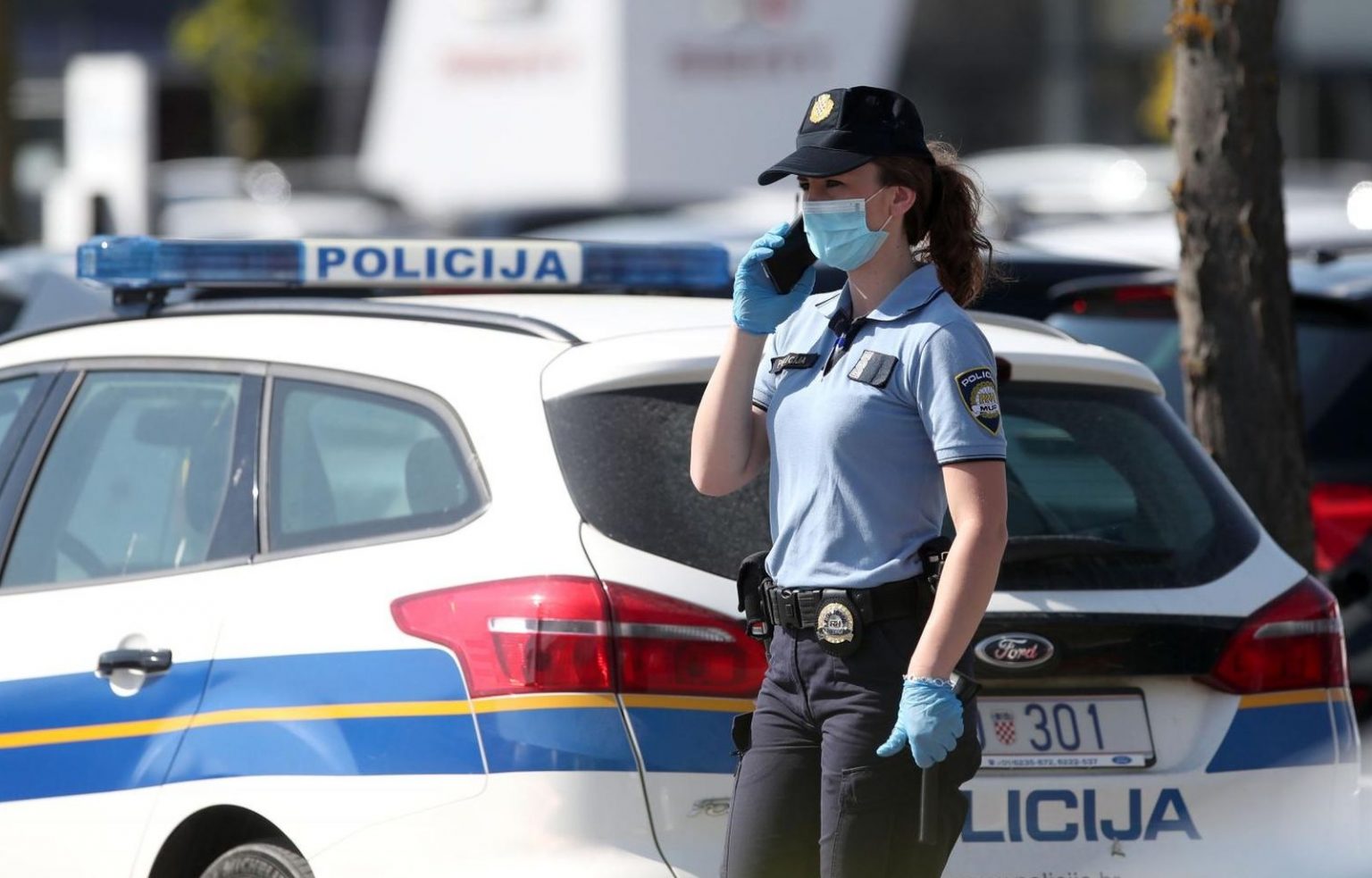 Incident u Centru za socijalnu skrb Đakovo: Žena se uznemirila i vikala na zaposlene, došle policija i hitna
