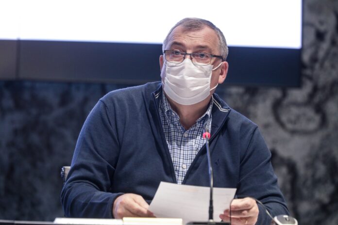 STOŽER OBJAVIO NOVE BROJKE: Imamo 95 novih slučajeva, preminule su tri osobe