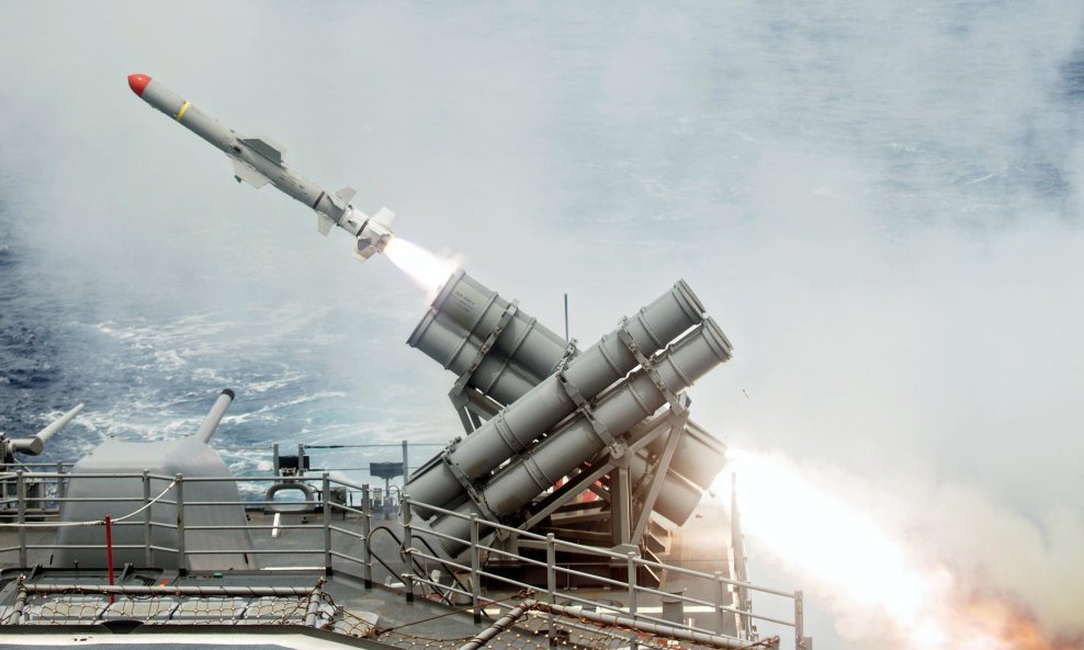 Panika u Pentagonu, ponestaje raketa: Trošimo zalihe koje smo spremili za Kineze!