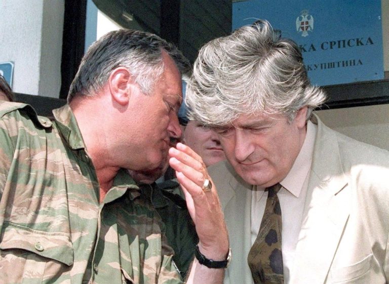 19. rujna 1992. Jajce – uhvaćena radio poruka i naredba Karadžića zločincu Mladiću: „Sravni Jajce!“