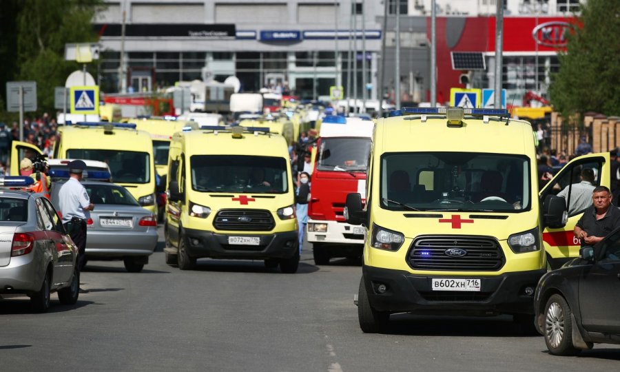 Najmanje devetero mrtvih u pucnjavi u ruskoj školi, učenici u bijegu skakali kroz prozor